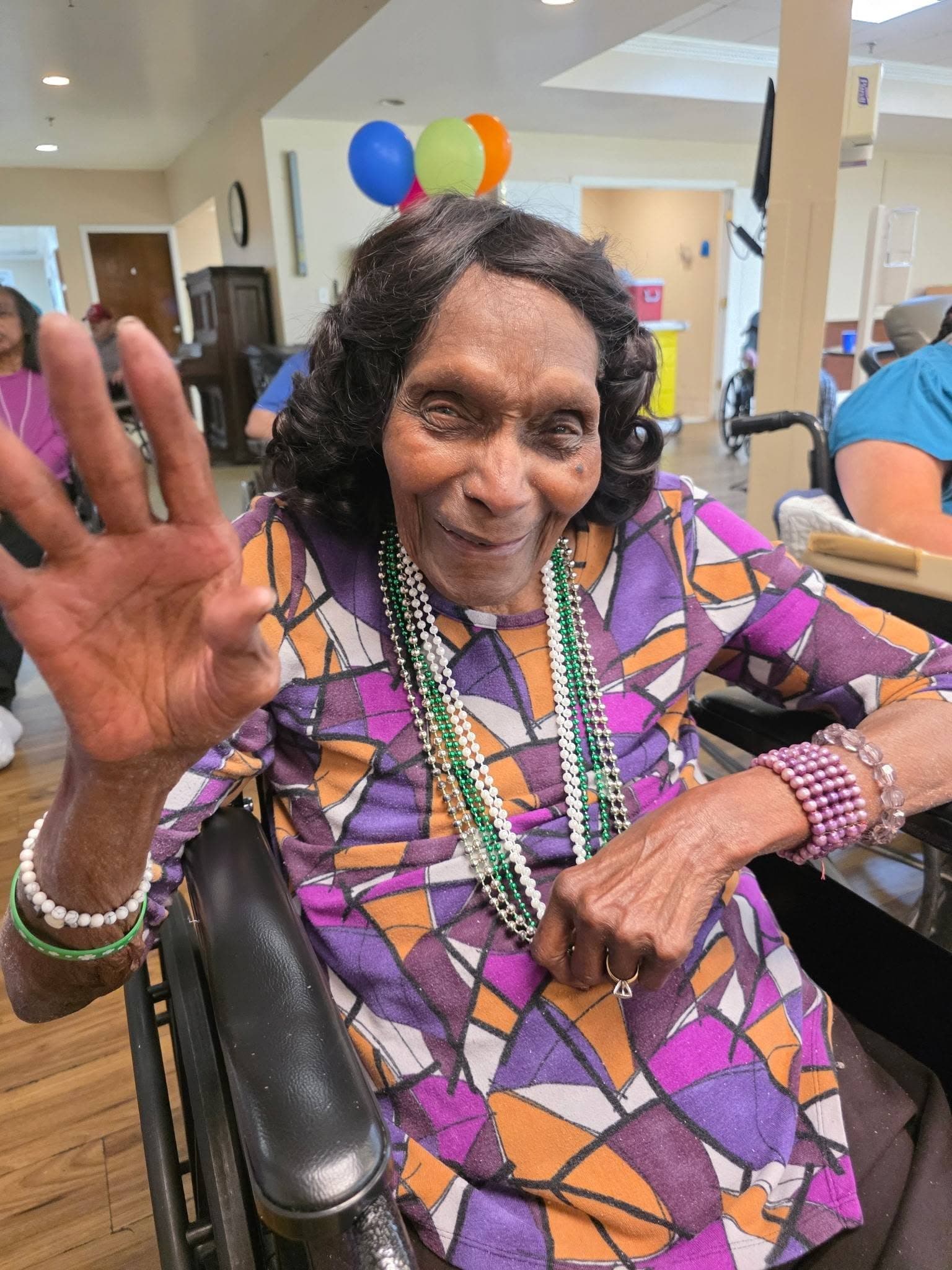 A smiling Brookview resident